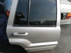 99-2004 MODEL JEEP CHEROKEE SOL ÖN KAPI